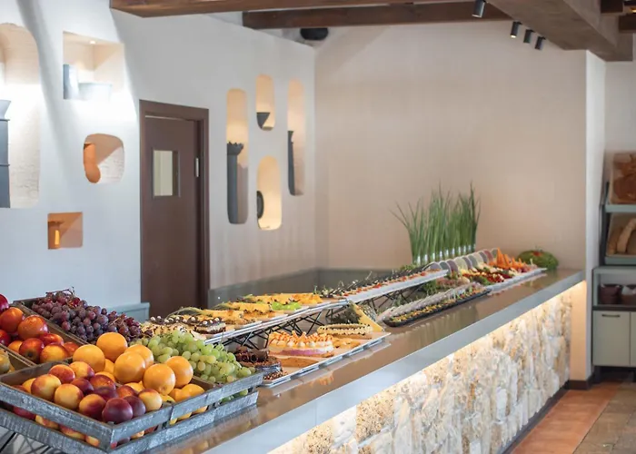 Grifid Noa 5* Aranyhomok