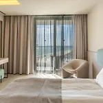 Grifid Noa Szálloda 5*