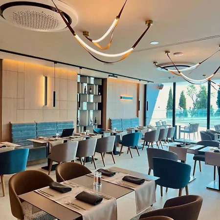 Grifid Noa Золотые Пески