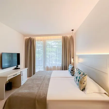 Grifid Noa Złote Piaski