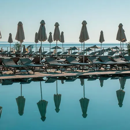 Grifid Noa Отель