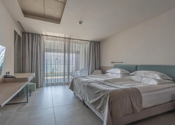 Grifid Noa ゴールデンサンド