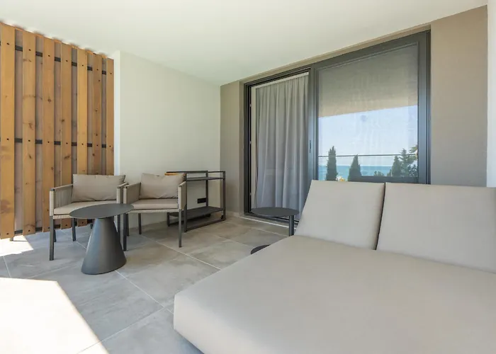 Grifid Noa ホテル 5*